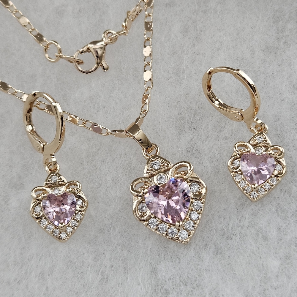 Jewelry Set. Heart Pink Zirconia. Necklace. Earrings. Gold Plated Alloy NWOT